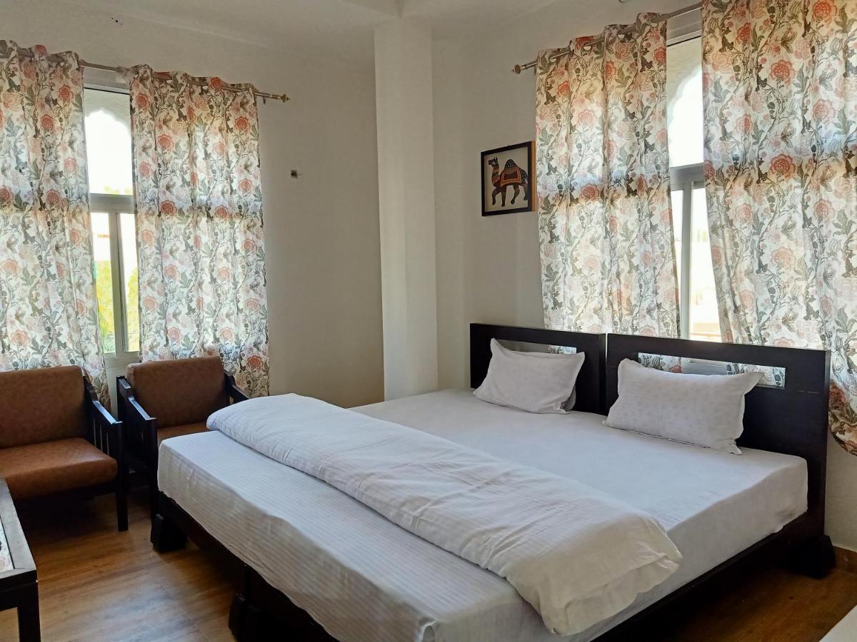 Hindupura Residency Hotel Sawai Madhopur Ngoại thất bức ảnh